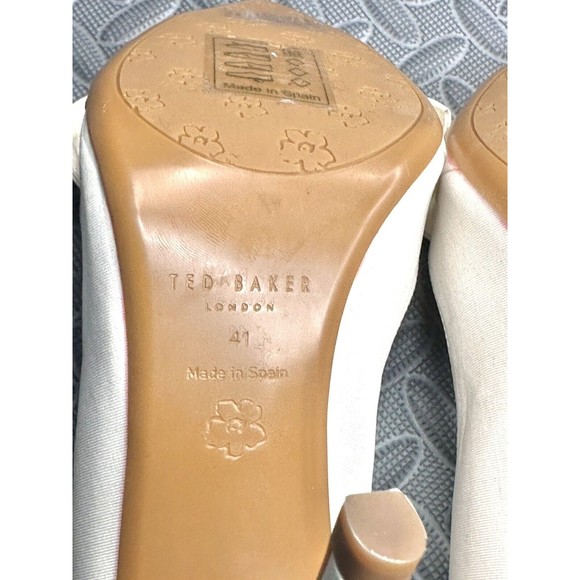 Ted Baker London Hyana Ivory Moire Satin bow pointed womens 10cm pump Sz US 11 - Picture 11 of 12